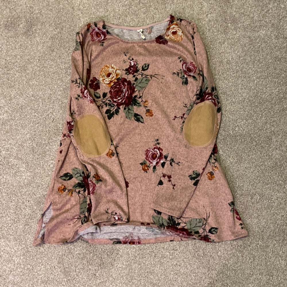 Vintage sweater with Roses by Hello Miz